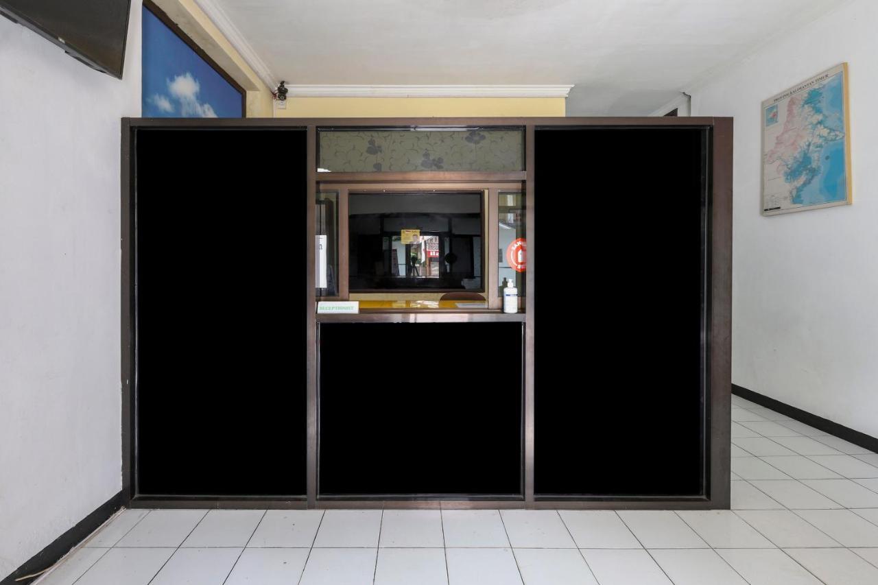 Good Sleep Balikpapan Mitra Reddoorz Hotel Exterior foto