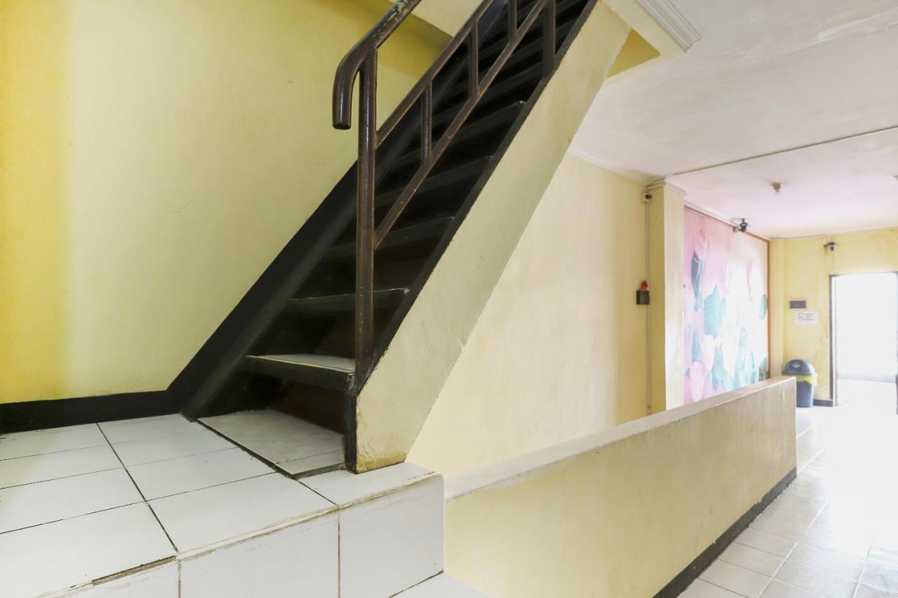 Good Sleep Balikpapan Mitra Reddoorz Hotel Exterior foto
