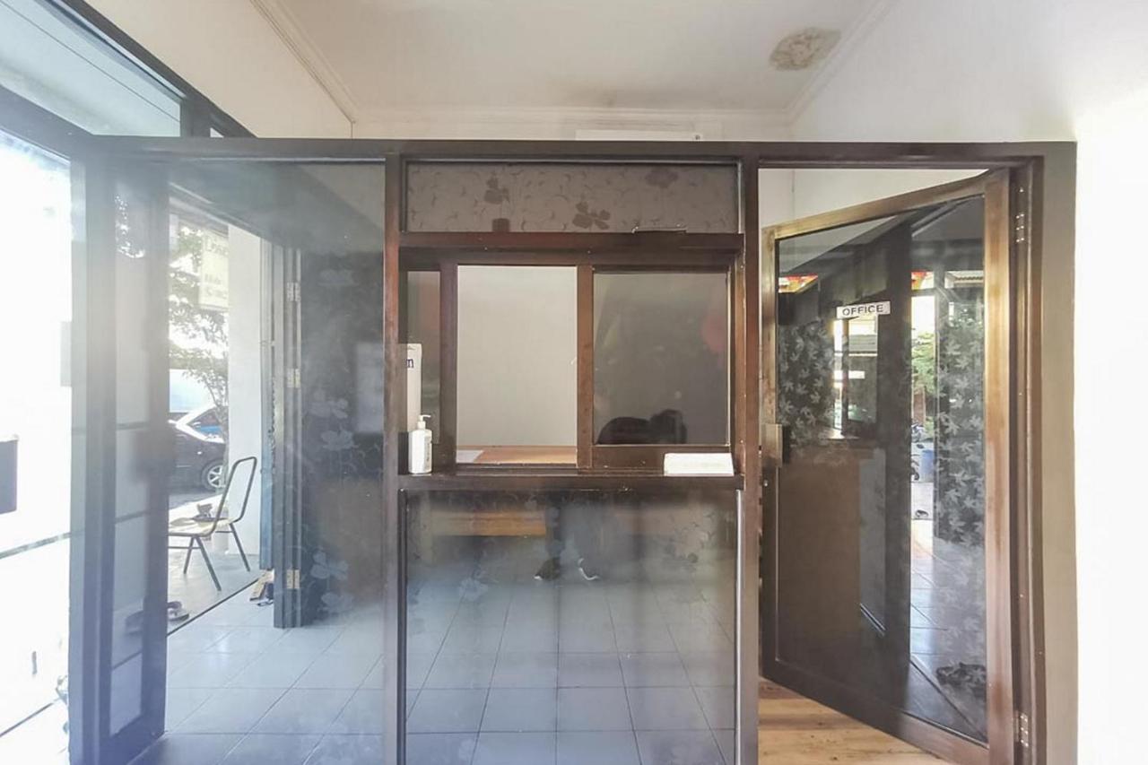 Good Sleep Balikpapan Mitra Reddoorz Hotel Exterior foto